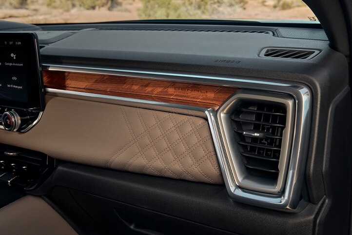 Canyon 2024 interior
